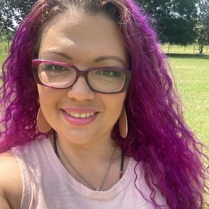 Meet your Posher, Veronica